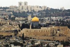 Israel Kembali Tangkap...