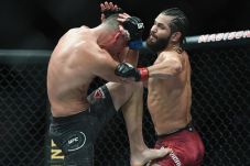 Usai Bungkam Nate Diaz,...