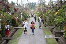 4 Desa Wisata Indonesia...
