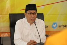 PKS Dukung Fahira Laporkan...