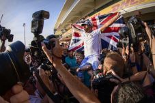 Lewis Hamilton Segel...