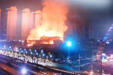 Kebakaran Gedung Hailai,...