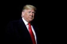 Pemerintahan Trump Mulai...