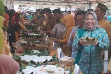 Pemkab Kobar Gelar Festival...