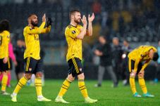 Diimbangi Vitoria Guimaraes,...