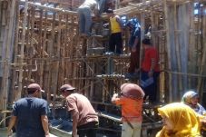 Mesjid dan Lembaga Keagamaan...