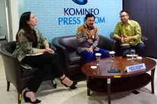 Fitur Baru WhatsApp,...