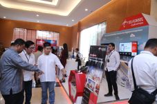 Telkomsel Bareng Kadin...