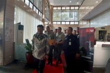 Mentan Yasin Limpo Pakai...