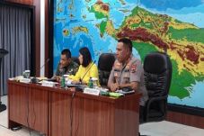 Selesaikan Masalah Papua...