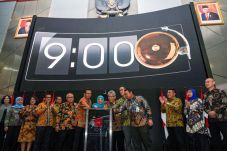 KSEI Tunjuk bank bjb...