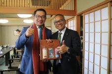 Ke Jepang, Ridwan Kamil...