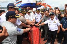 Dukung Pariwisata Toba,...