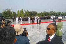 Jokowi Pimpin Upacara...