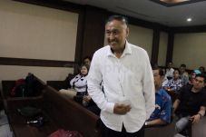 Politikus Golkar Divonis...