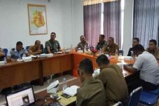 Pemkab Kobar Gelar Rapat...