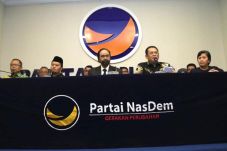 Pimpinan MPR Temui Surya...