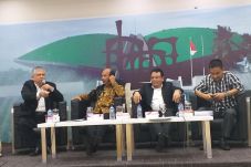 DPR Kukuh Kenaikan Iuran...