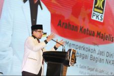 Habib Salim: Semakin...