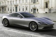 Ferrari Siap Hadirkan...
