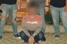 Pamer Kelamin di WA,...