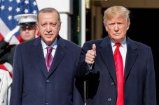 Trump Puji Erdogan di...