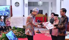 Ganjar siap Lelang Proyek...