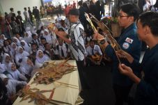 BCA Edukasi Cinta Budaya...
