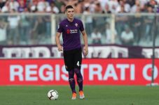 Cari Penerus Pique,...