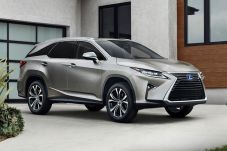 Keren! Lexus RX300 Dilengkapi...