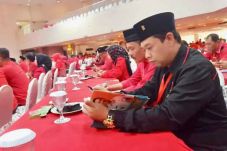 Pemkot Depok Dapat Penghargaan,...