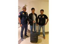Jualan Cincin dan Jam...