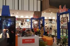 PTSP Goes to Mall di...