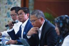 Digeser dari Pertamina,...
