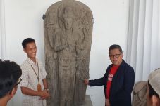 Kunjungi Museum Gajah,...