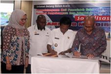 Pemkab Jayapura Teken...