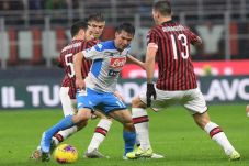 AC Milan Kontra Napoli...