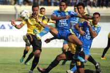 Ditahan Barito Putera,...