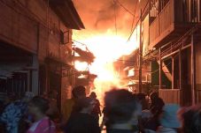 Kebakaran di Pluit,...