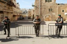 Israel Tutup Masjid...
