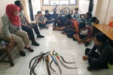 Lurah Kayu Putih Amankan...