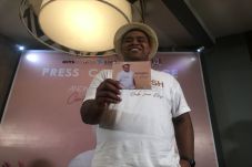 Luncurkan Album Cinta...