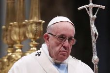 Paus Francis Nyatakan...