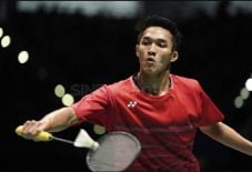 Tim Bulu Tangkis Terbentur...
