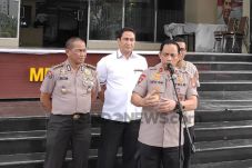 Berkedok Pengembang...