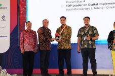 Pelni Menangi Dua Penghargaan...