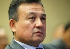 Pemimpin Uighur: Hentikan...