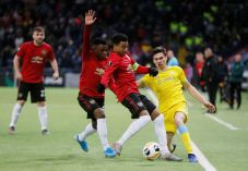 Manchester United Dipermalukan...