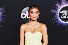 Agnez Mo Disarankan...