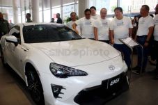Pasar Automotif Lesu,...